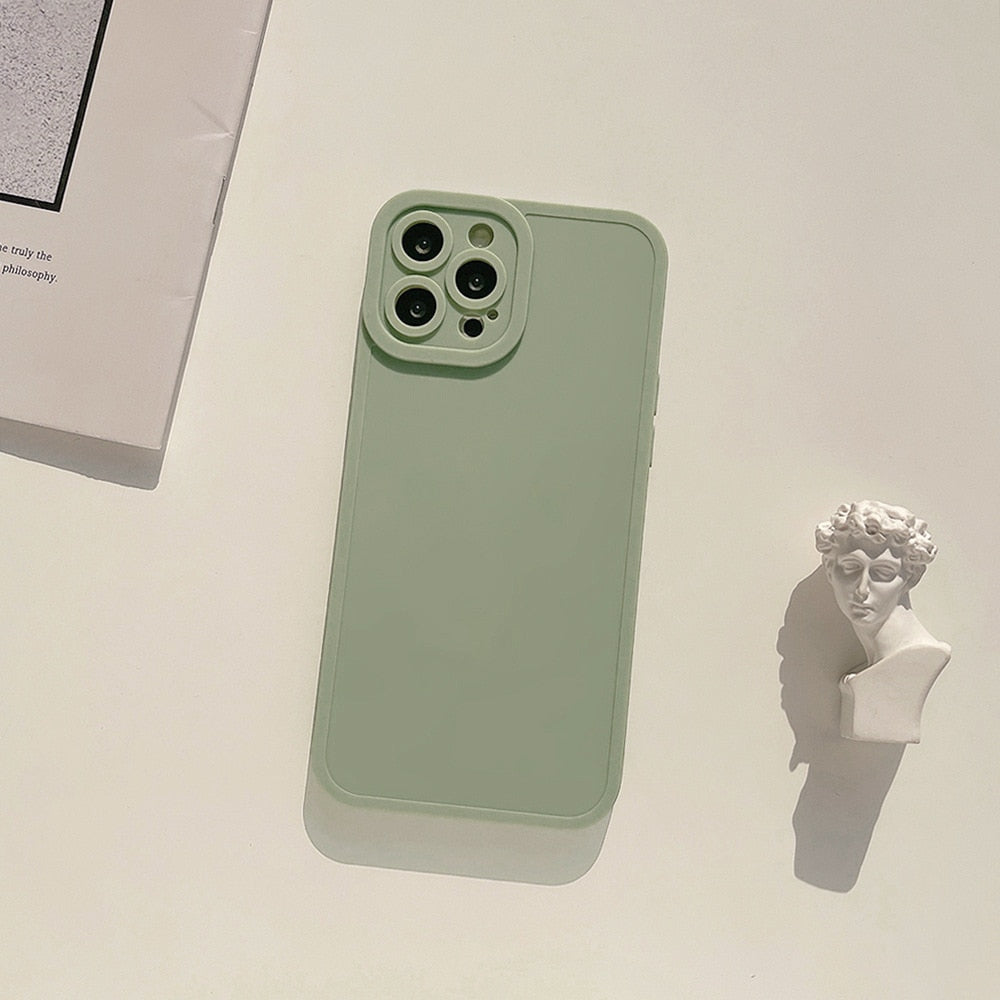 Modische iPhone Hülle aus farbigem Gummi in grün
