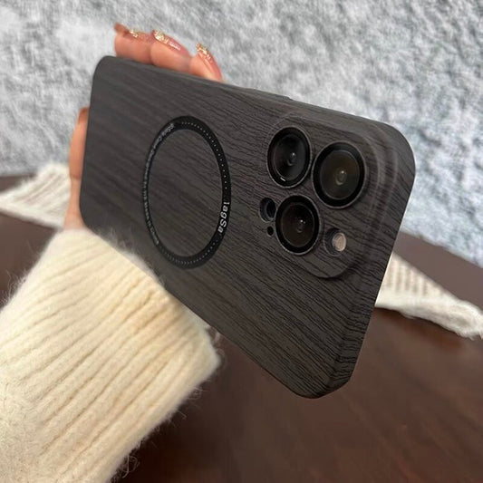 Elegante iPhone Hülle aus Holz Texturen mit MagSafe in schwarz